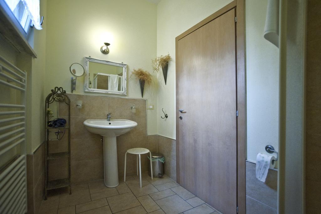 Sogno D'Oro B&B Poggibonsi Rom bilde